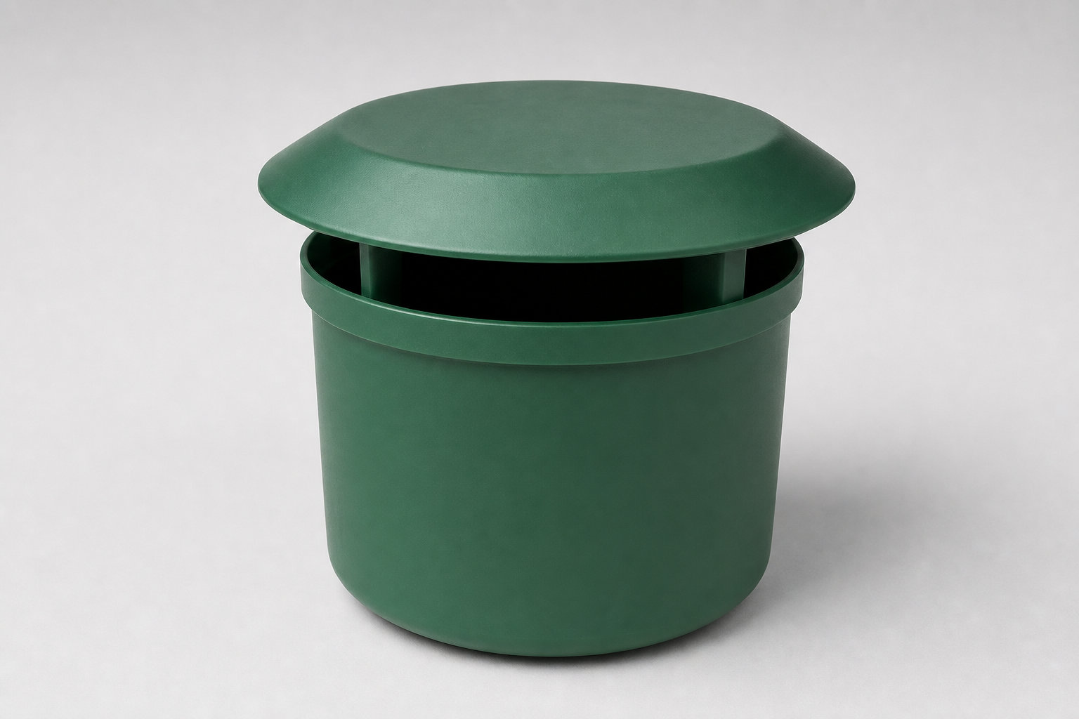 Piège à limace AltoLimace™ Rond Vert : une discrétion naturelle au jardin
