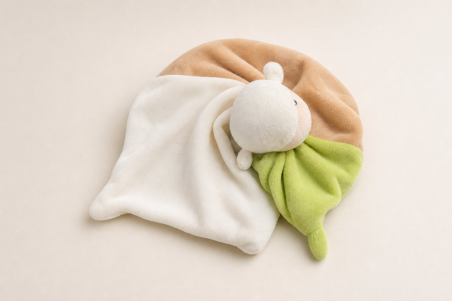 Doudou Mouton : une douceur infinie pour vos nuits