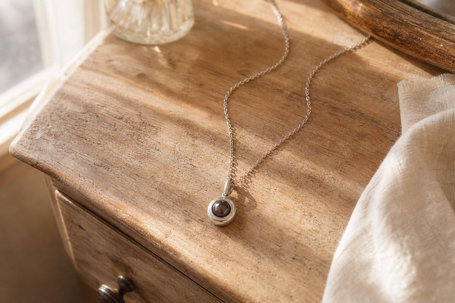 Pendentif projection photo personnalisé : votre secret bien gardé