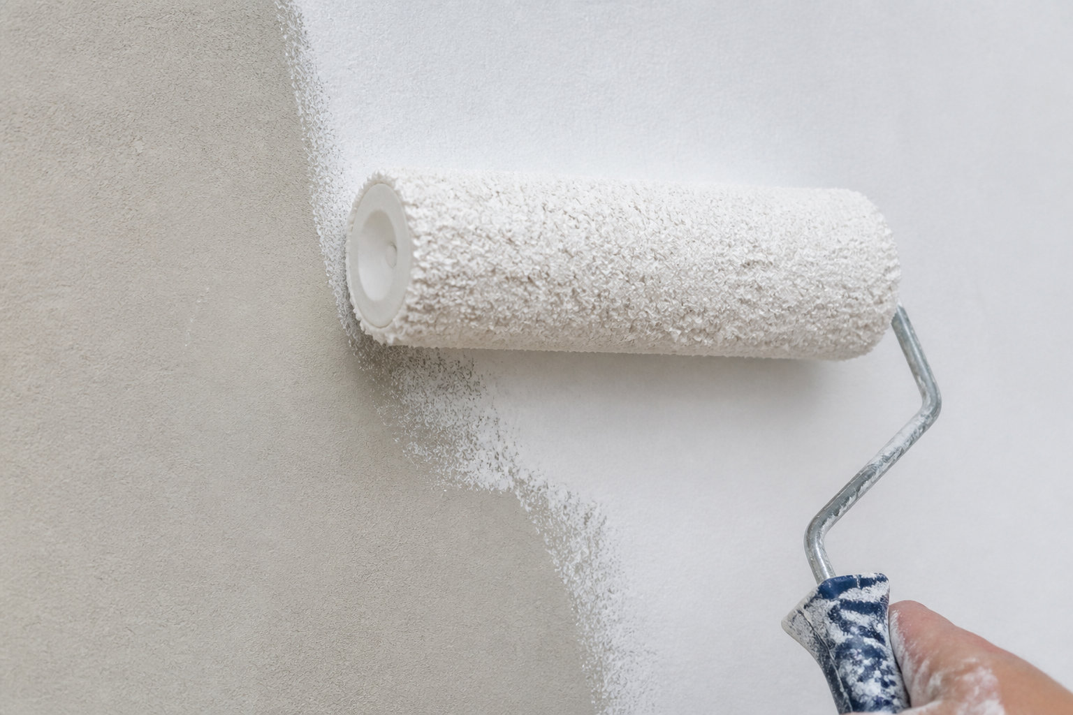 Comment appliquer une peinture sans traces de reprise ?