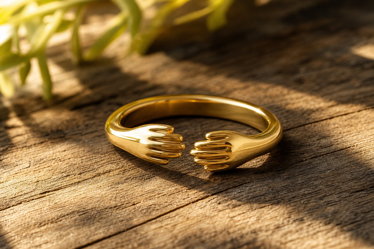 Bague Câlin Éternel : une étreinte protectrice à votre doigt