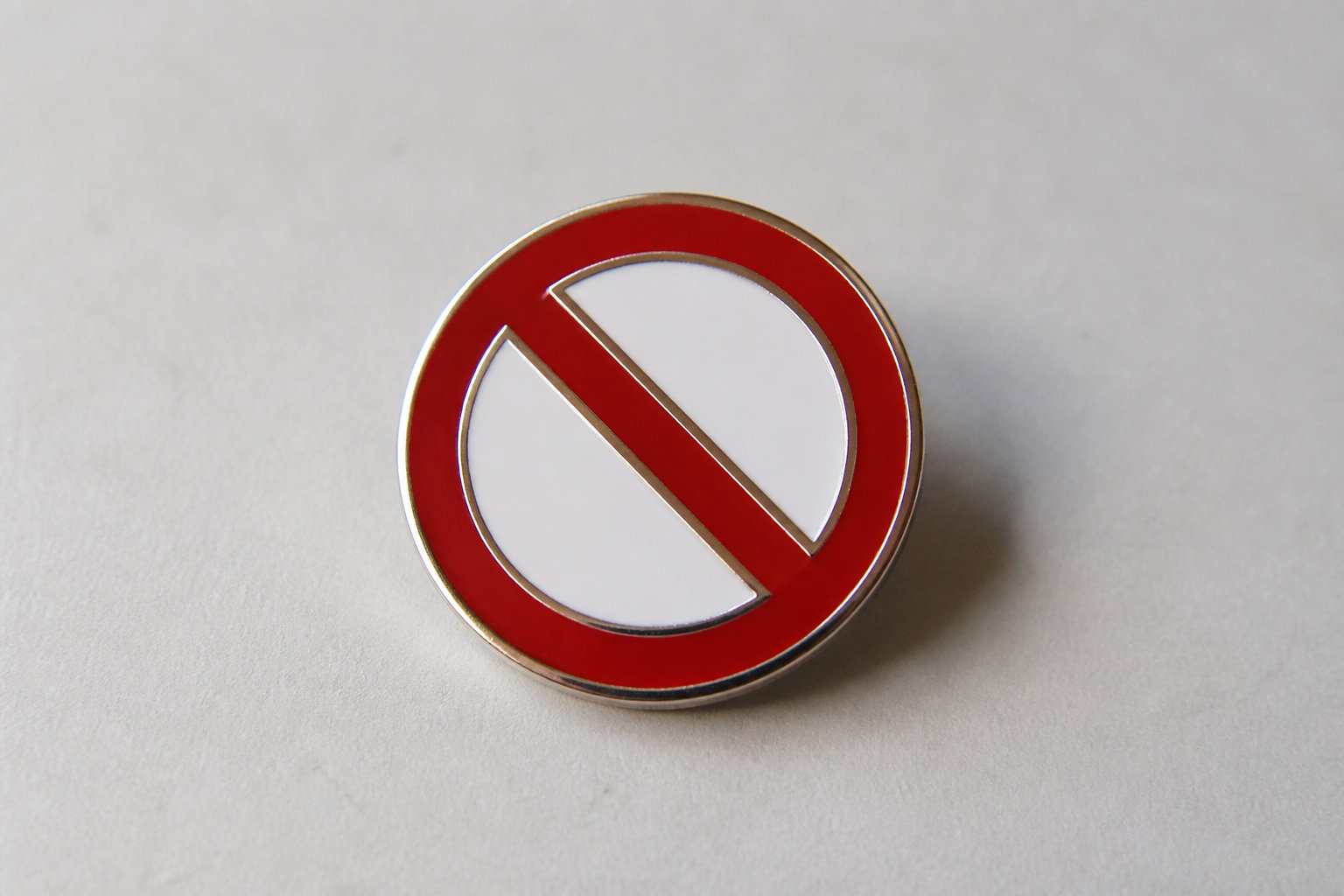 Capture Viral Moments With the No Diddy Pin