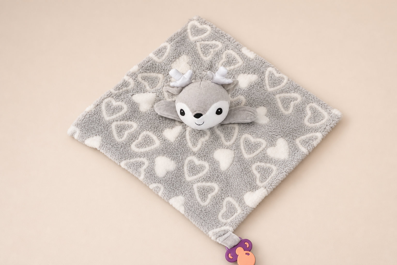 Doudou Renne : une touche de magie pour les premiers instants