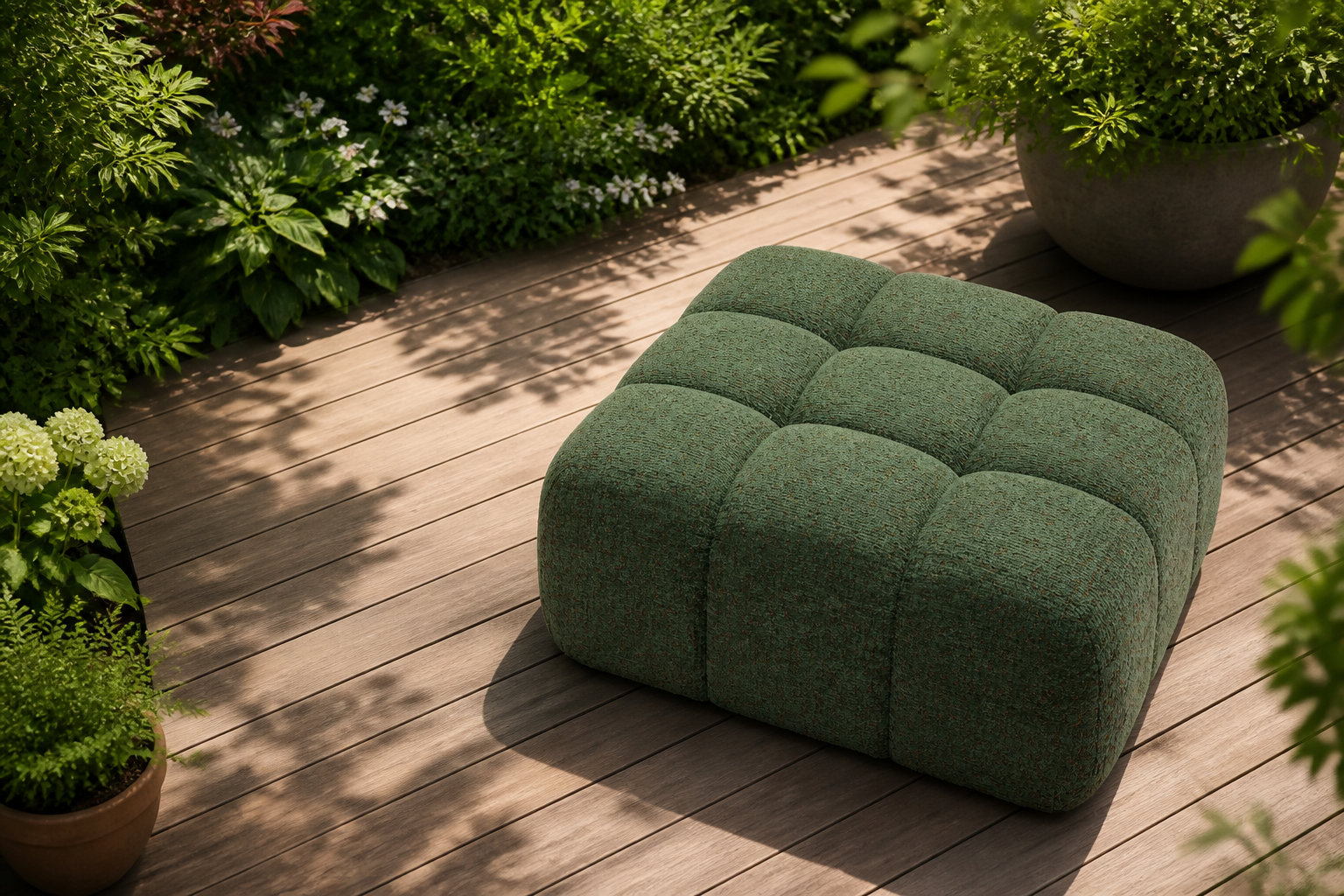 Une touche végétale avec le pouf chiné vert FACIVIL