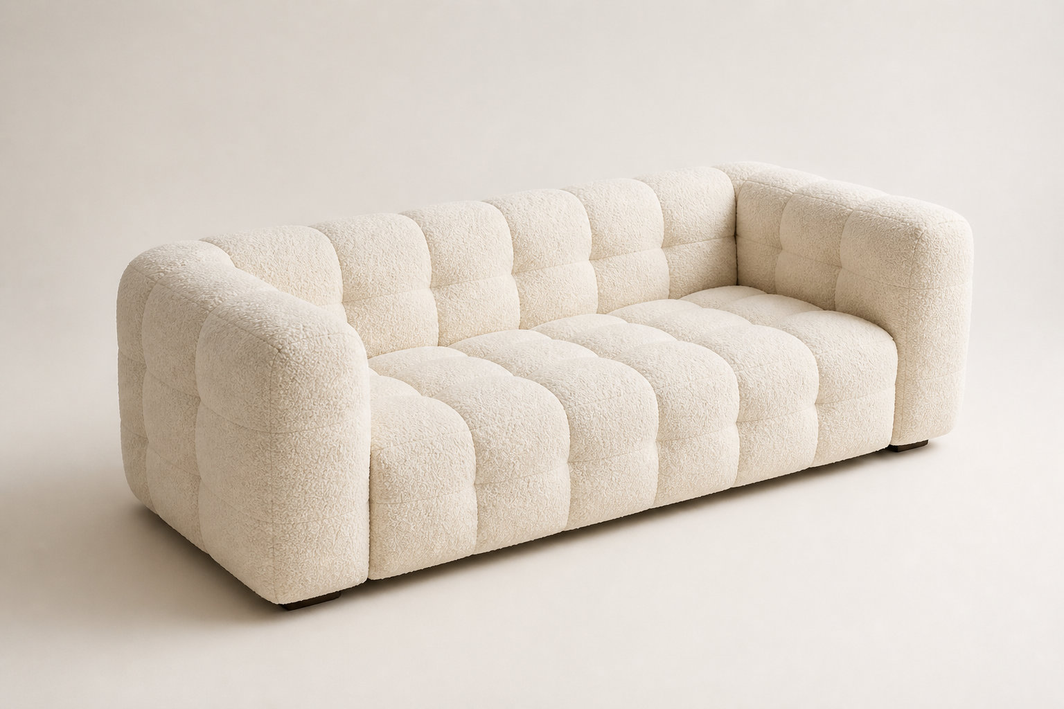 Canapé nuage LILO en bouclette écrue : la clarté d'une assise nuageuse