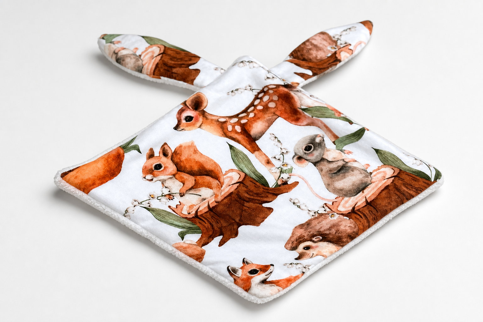 Doudou plat Forest écureuil et faon : la douceur des bois