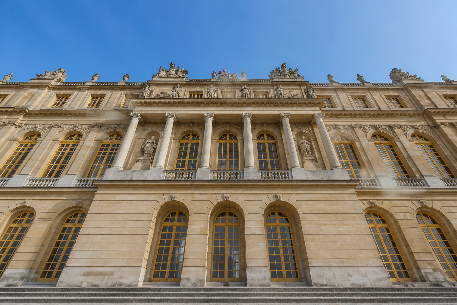 Le théâtre de Versailles : domestiquer la noblesse par l'étiquette