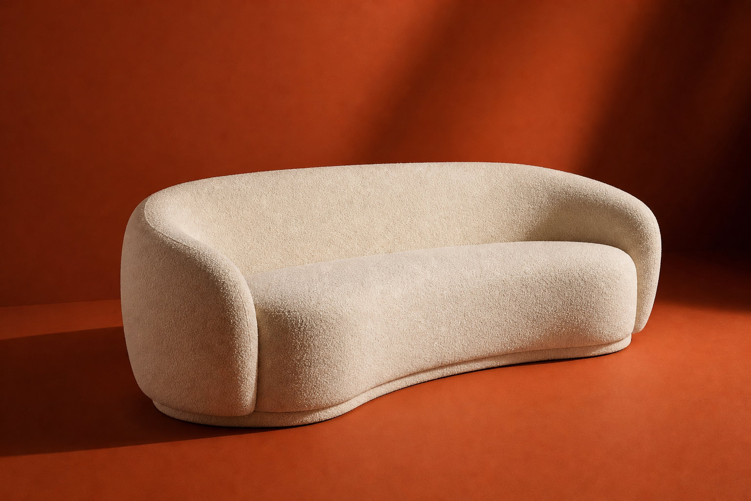 Canapé arrondi BOVANA 3 places : l'élégance d'une courbe en bouclette beige