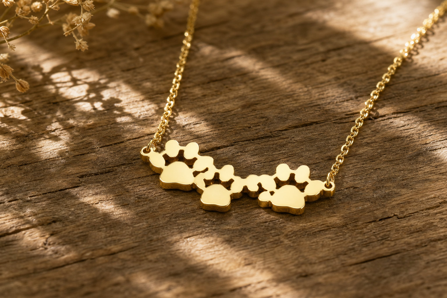 Pendentif Patte Personnalisée : la présence de votre animal au quotidien