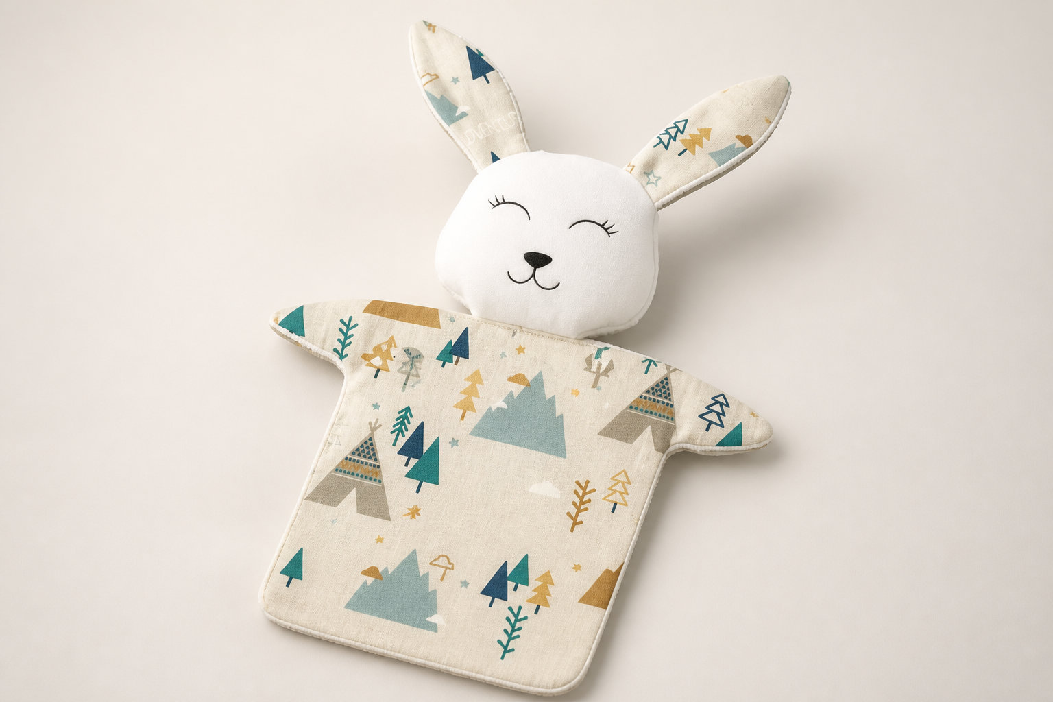 Un doudou lapin renard aventures pour stimuler l'imaginaire