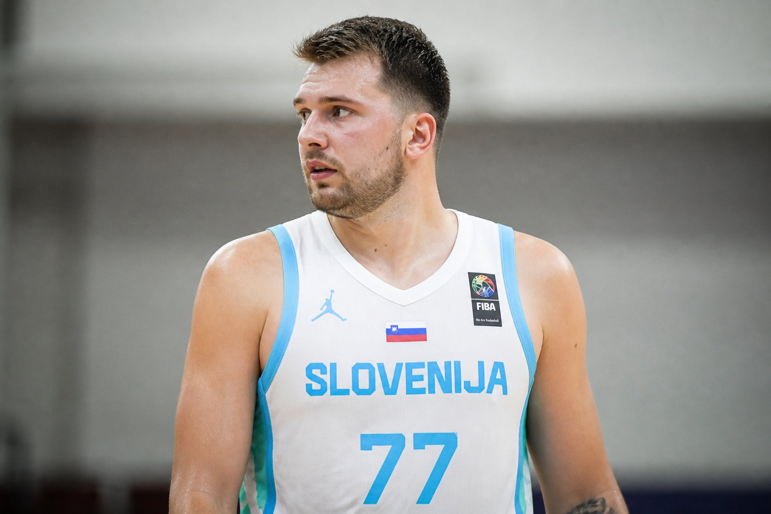 Qui sont les figures emblématiques qui ont forgé la légende slovène ? 🏀