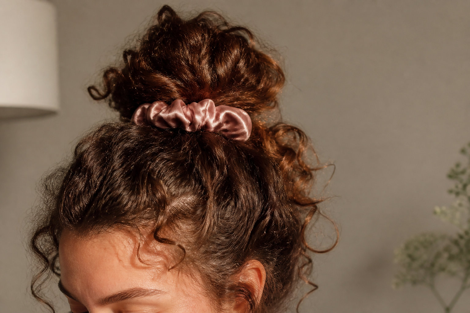 3 techniques pour réveiller vos boucles sans effort