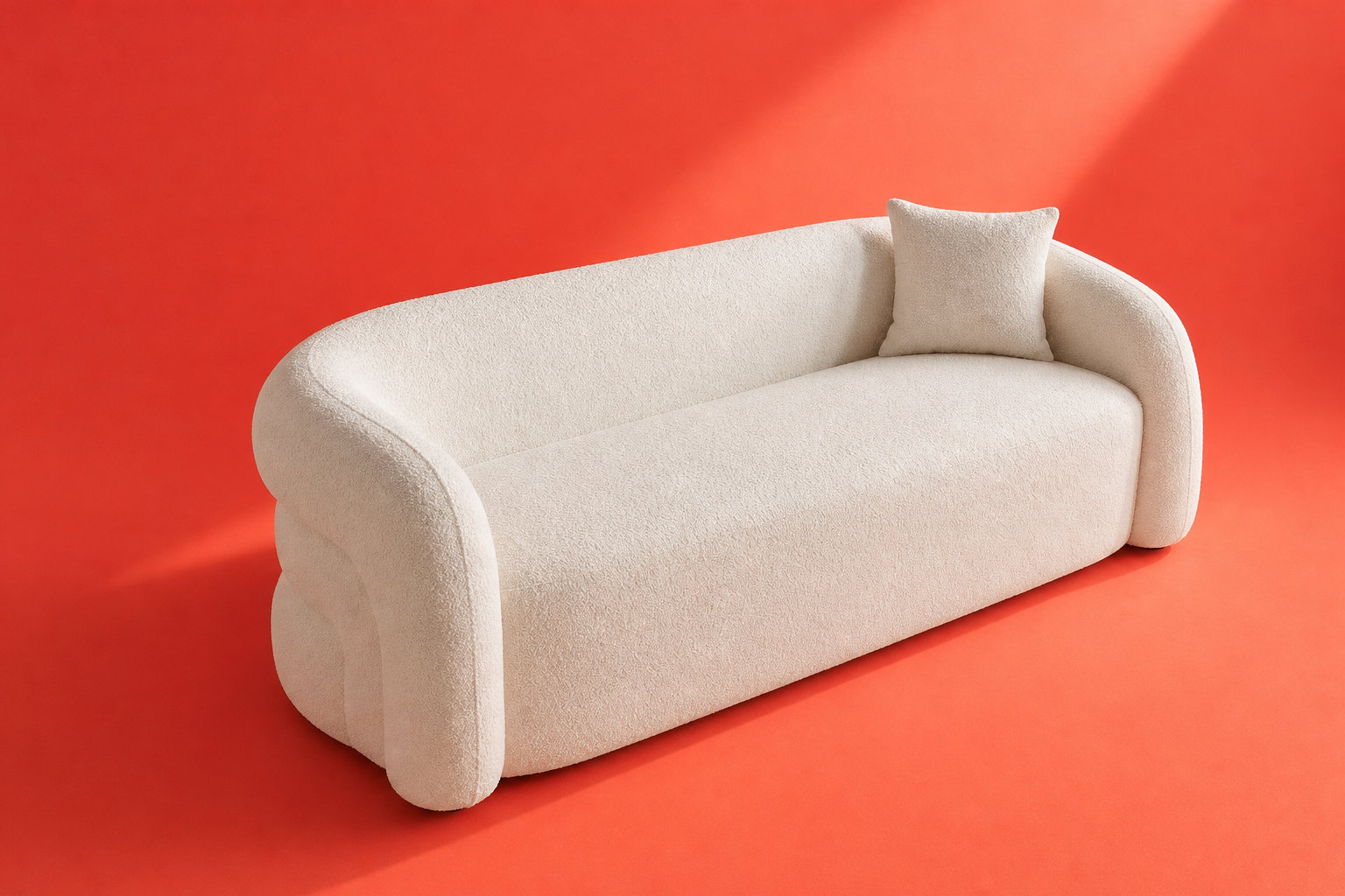 Canapé LAPIOTA blanc : le design sculptural d'une silhouette voluptueuse