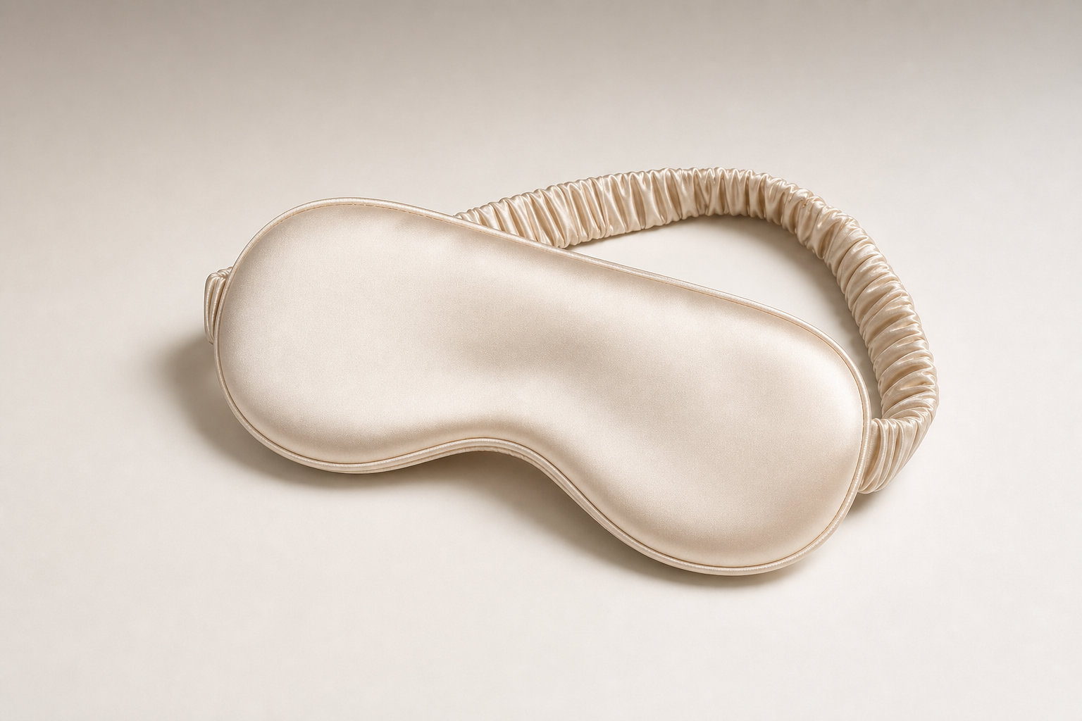 Masque de nuit en soie Sforsilk pour protéger tes tempes