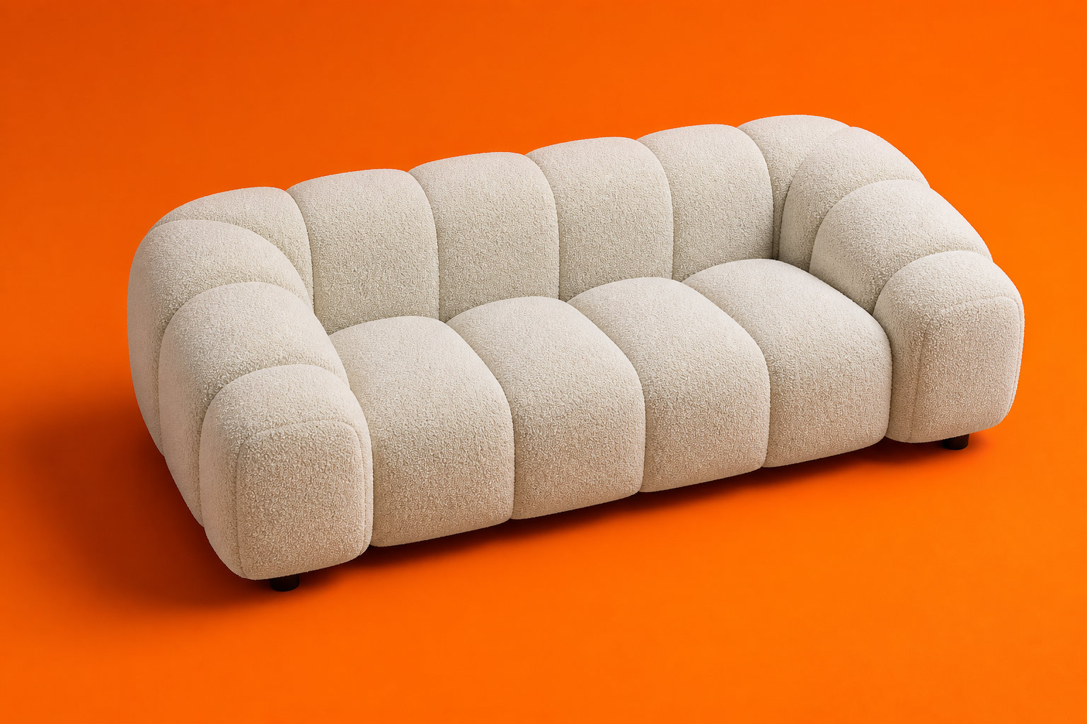 Canapé 3 places en velours texturé beige - AVA : confort discret