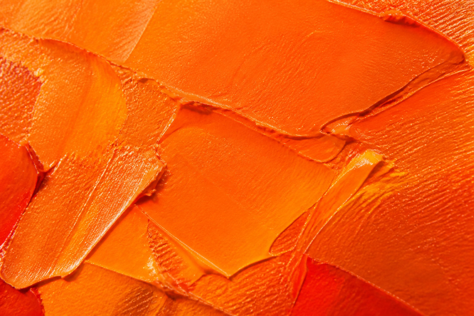 Architecture chromatique et sémantique du carré orange