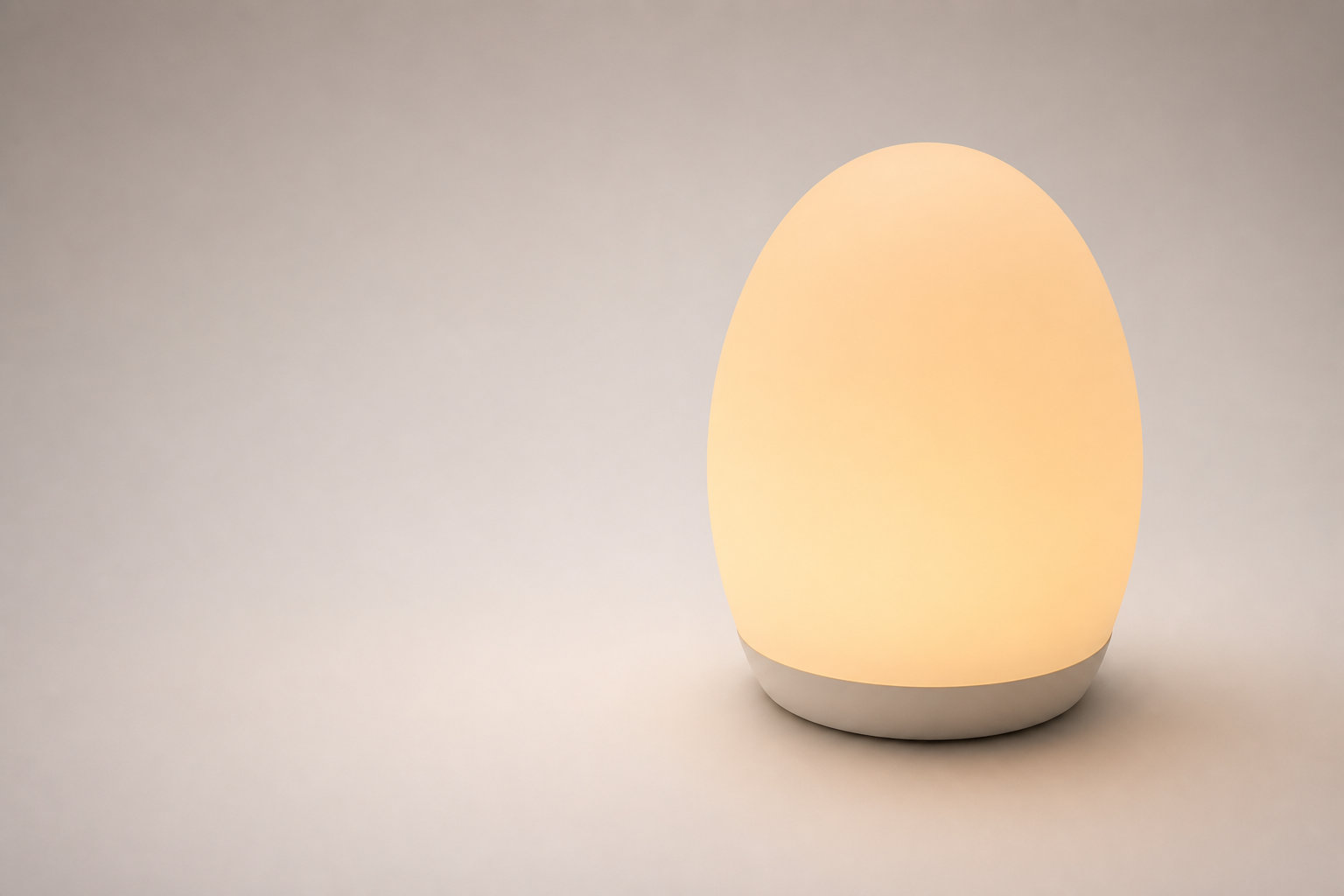 Veilleuse nomade RGB tactile à intensité réglable : la lumière sur mesure
