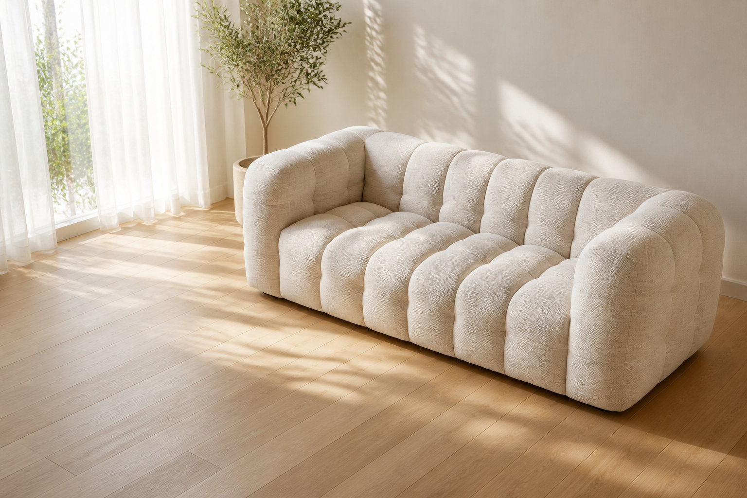Canapé nuage LILO beige sable : l'alternative sobre au toucher velouté