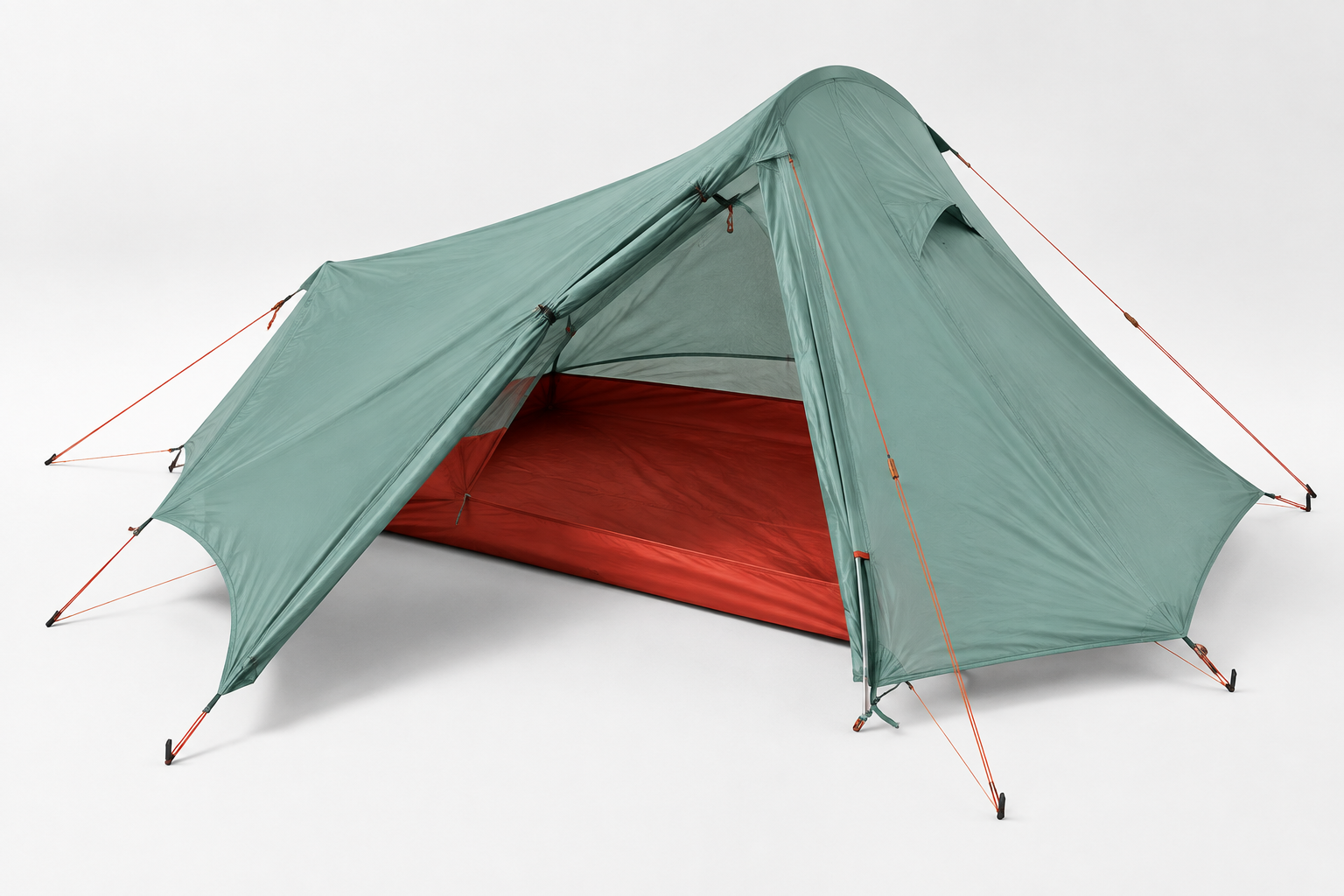 La Ferrino Piuma 2, tente légère au design compact