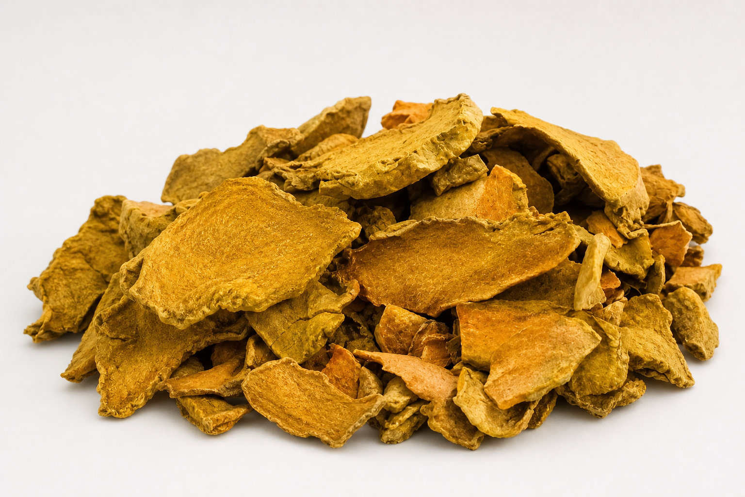 Curcuma racine coupée bio : la diffusion lente des arômes