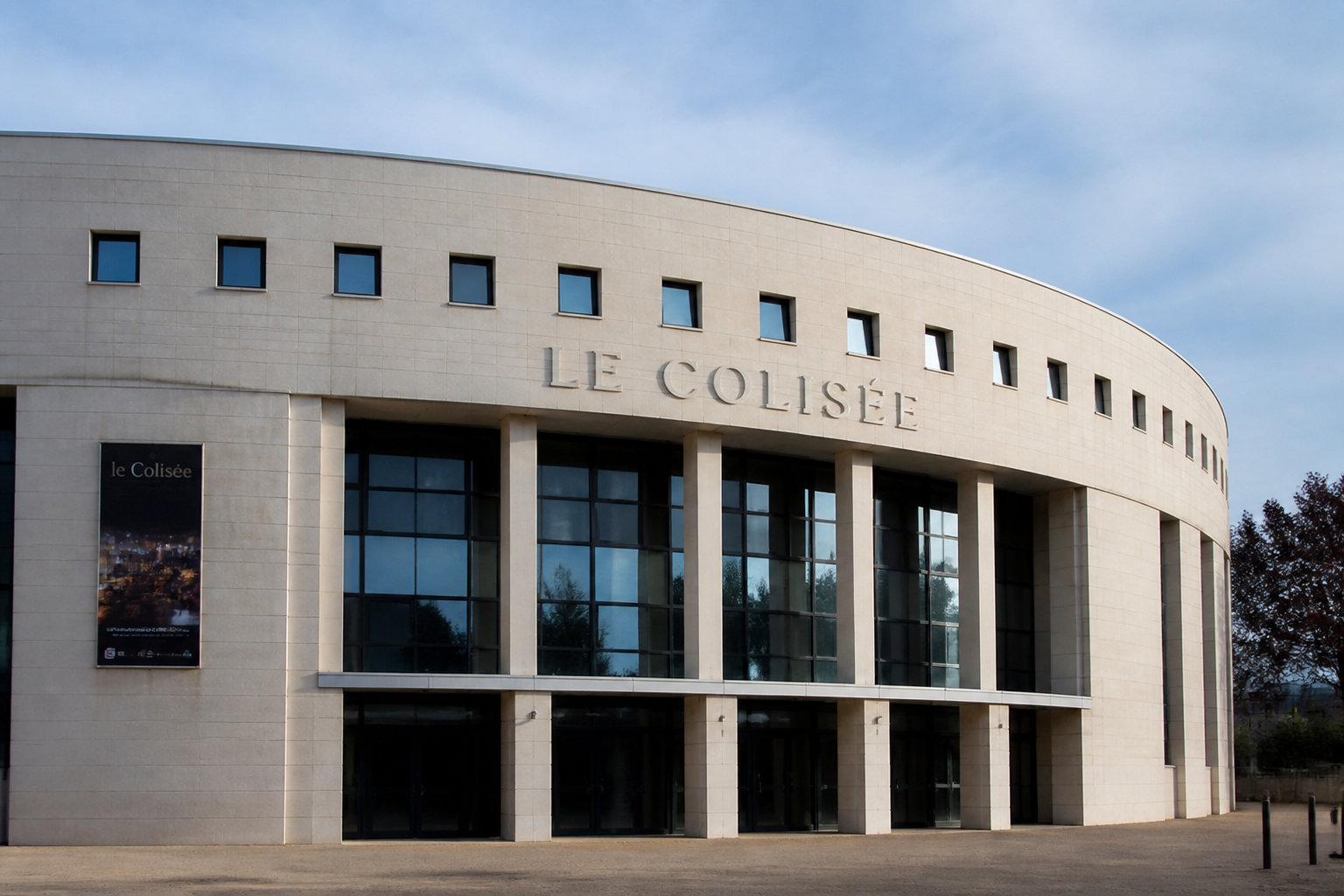 Le Colisée et les coulisses de la gestion du club