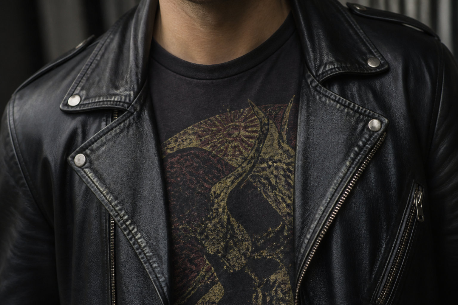3 Layering Strategies for Year-Round Dragon Tee Outfits