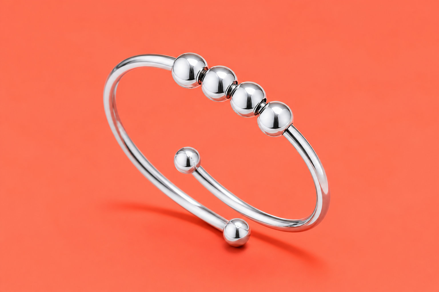 Bague anti-stress ajustable - Selene : la douceur d'un bijou apaisant