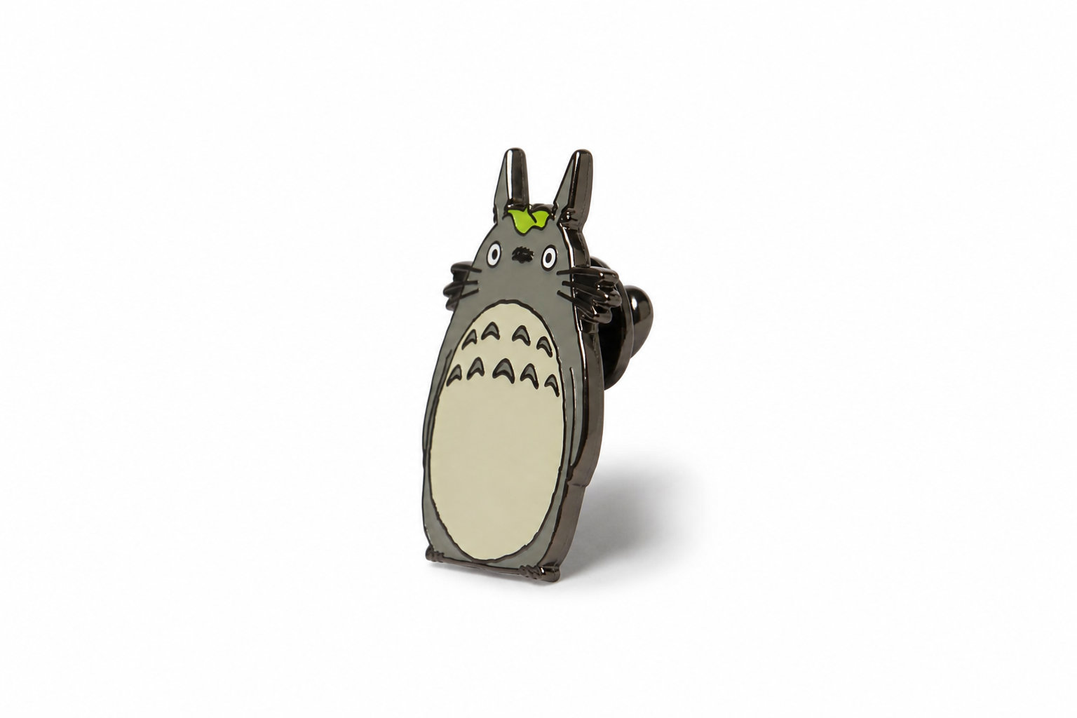 Studio Ghibli vs Disney Pins: Comparing Aesthetic DNA