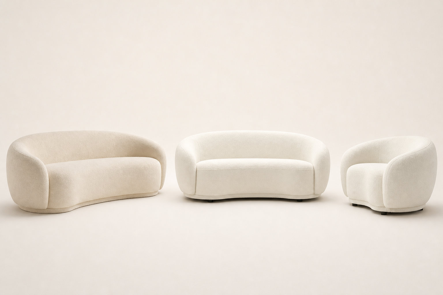 La silhouette fluide du canapé organique BOVANA beige