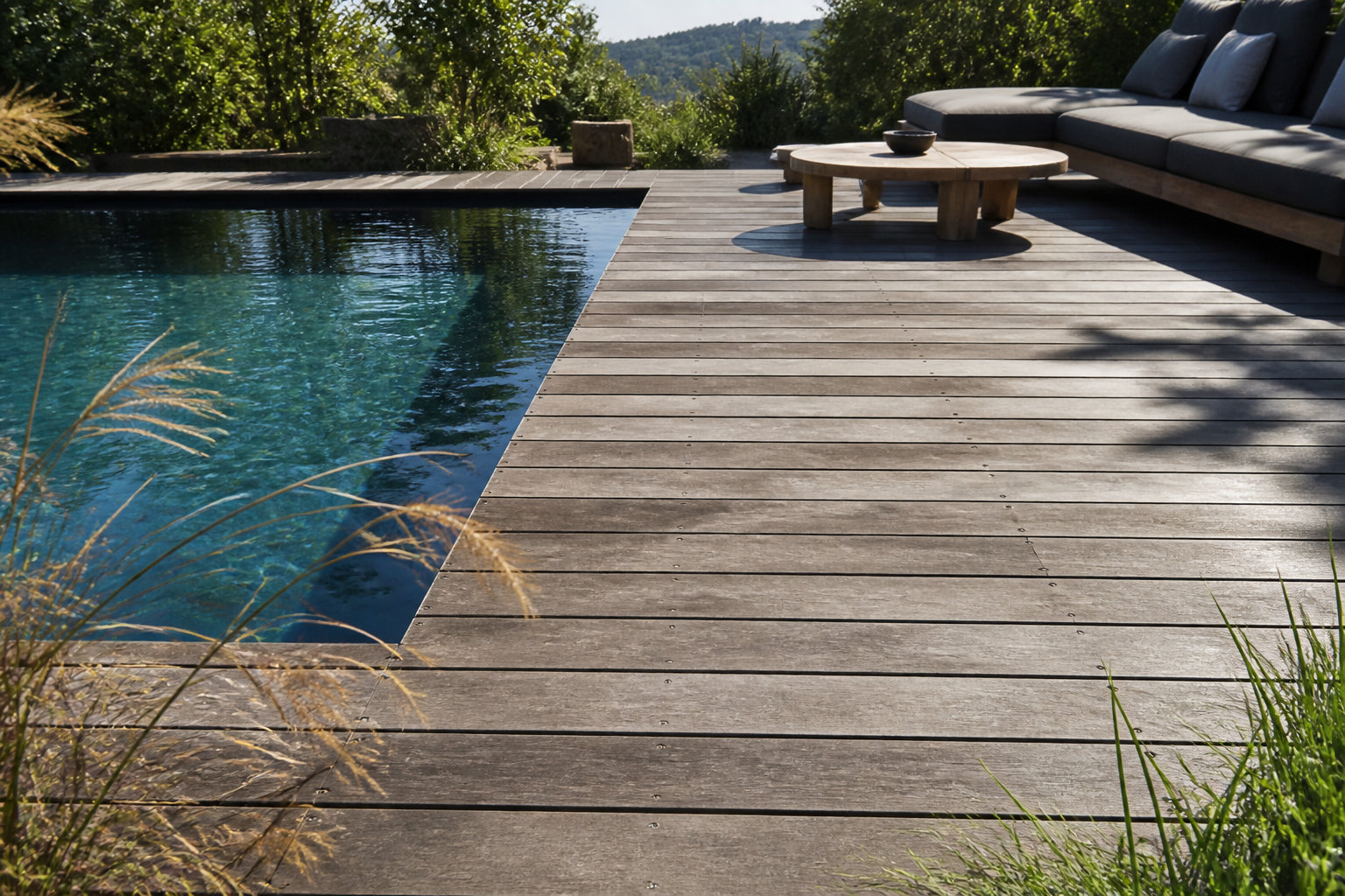 La terrasse en Itauba pour une finition haut de gamme