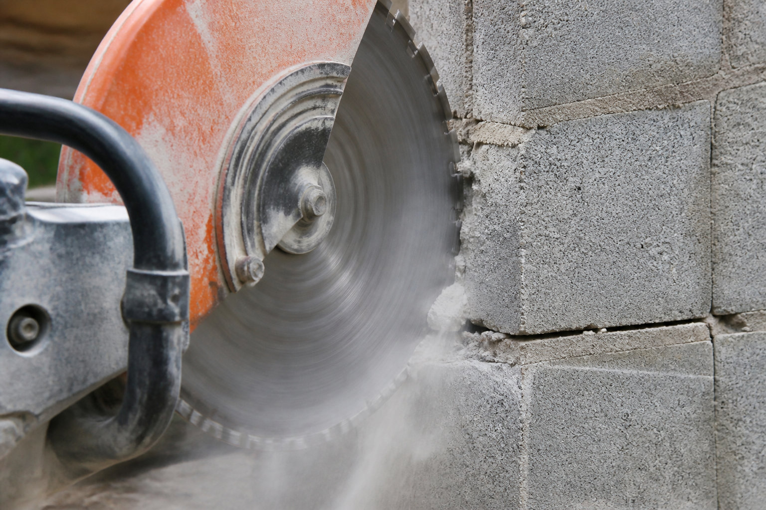 Étapes de percement et pose du renfort structurel