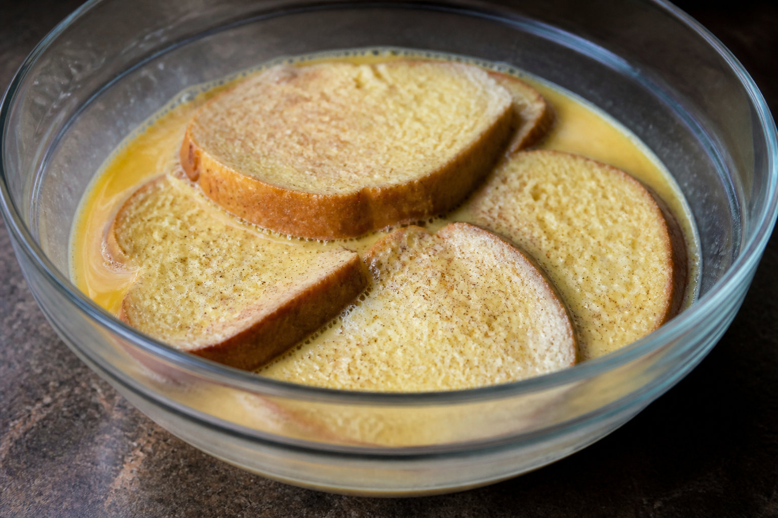 Le pain perdu pour sauver le pain et les œufs
