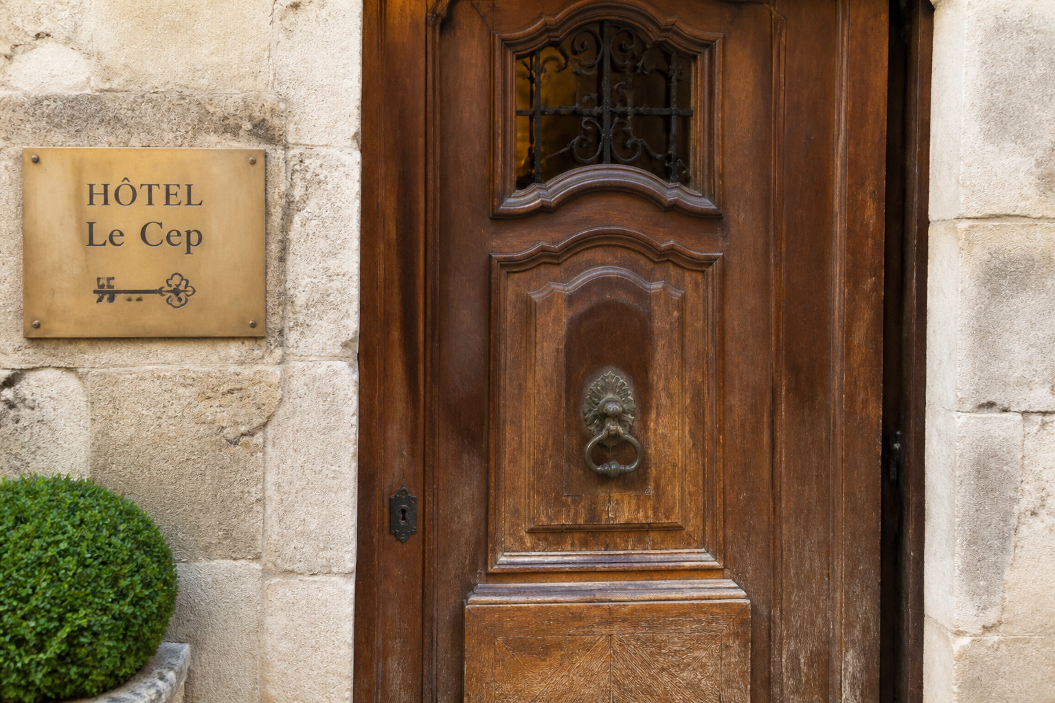 Hôtel Le Cep : l'expérience luxe et spa en plein cœur historique
