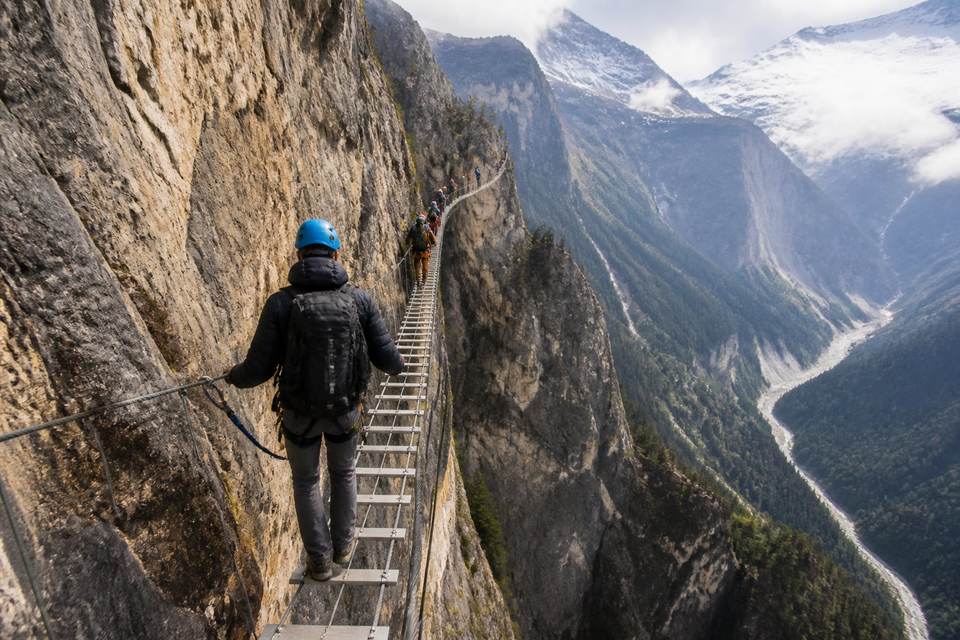 Dompter les obstacles de la Grotte à Carret