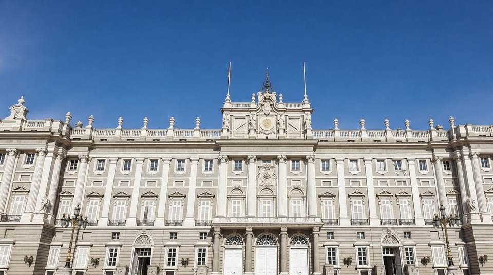 Le statut de capitale politique et administrative