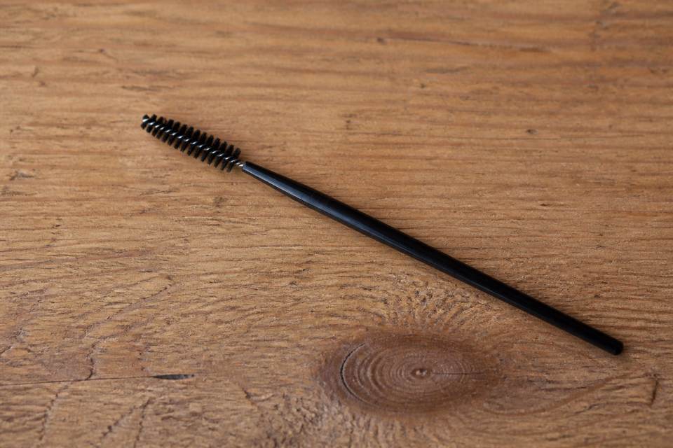 Durée et entretien : comment garder vos sourcils impeccables