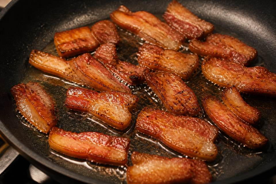 Comment cuire ton guanciale pour un résultat croustillant ?