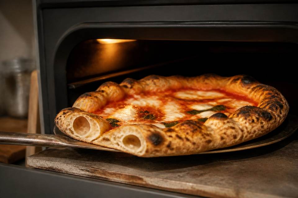 Façonner et cuire à la maison : Reproduire l'effet du forno professionnel